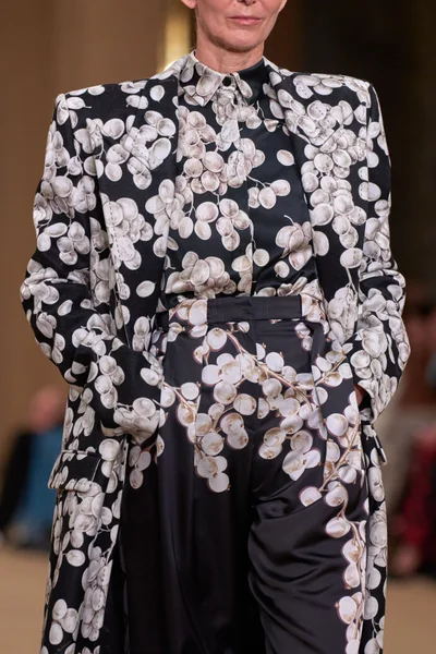 Look 82